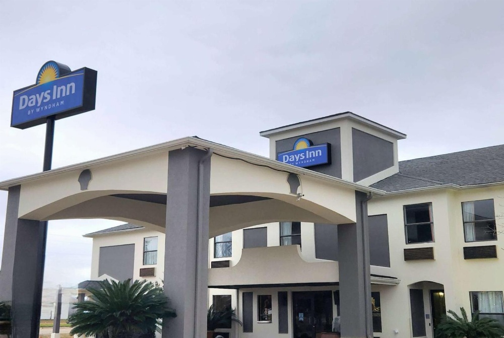 Days Inn by Wyndham Lafayette Scott Main image